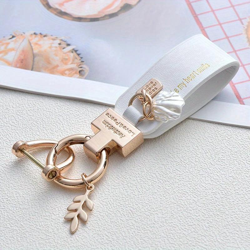 Leaf Shell Pendant Keychain PU Leather Key Ring for Women Men