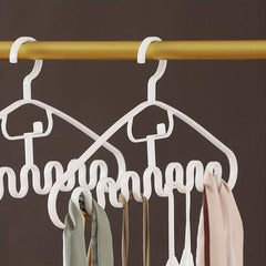 6pcs Non Slip Plastic Clothes Hangers For Large Clothes