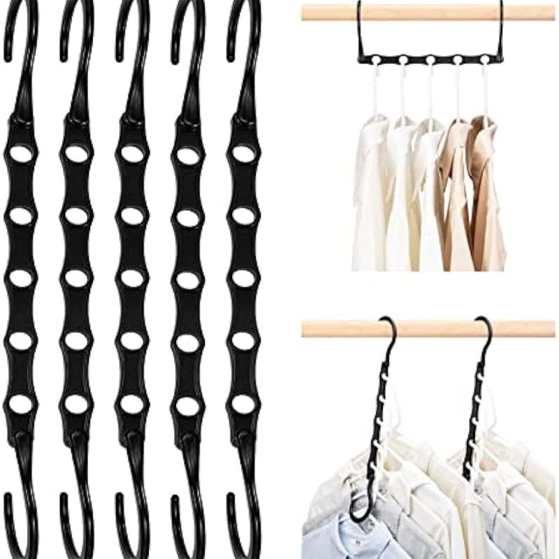 Sturdy Plastic Hangers for Organizing and Storing Clothes