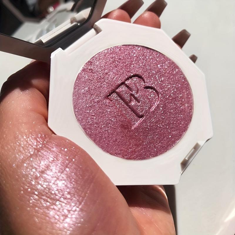 3D Pink Highlighter Blush Shimmering Body Highlighter Makeup Palette