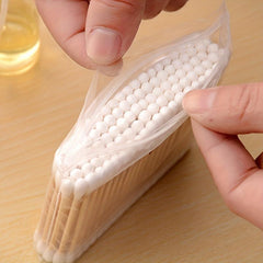 200pcs Double Ended Cotton Swabs Wooden Stick Cotton Swab