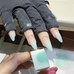Nail Art Sponges Makeup Wedges Triangle Shape Sponge Beauty Tool