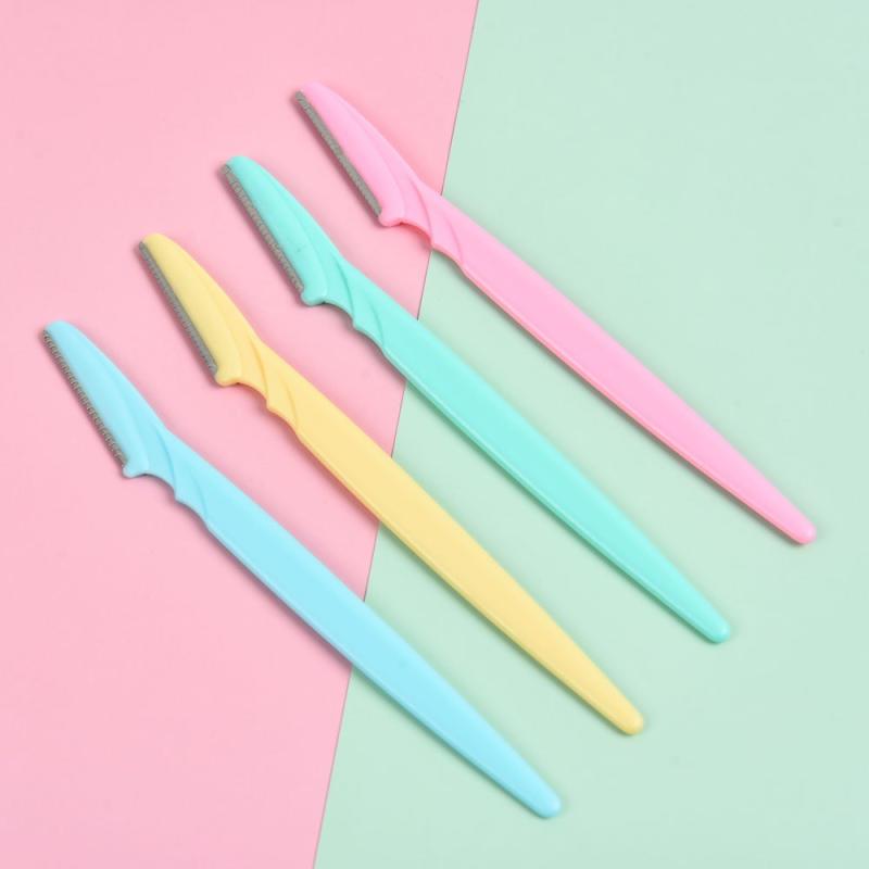 Precision Eyebrow and Face Razor for Smooth Hair Trimming