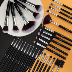 32-Piece Professional Makeup Brush Set Wooden Handle Eyeshadow Face Brushes Kit