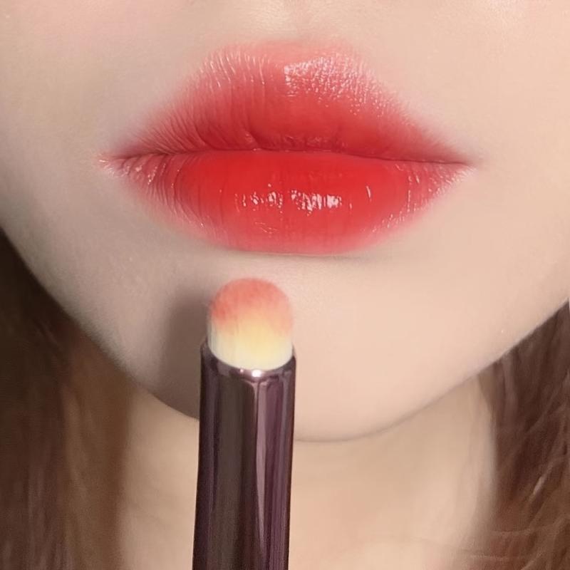 Round Head Lip Brush Soft Bristles Concealer Smudge Brush