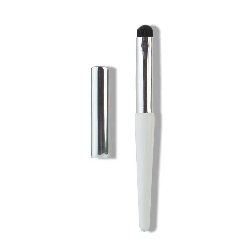 Professional Lip Makeup Brush with Cap