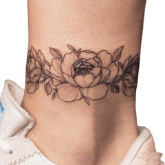 Realistic Wreath Tattoo Sticker - Waterproof Temporary Tattoo for Wrist and Neck