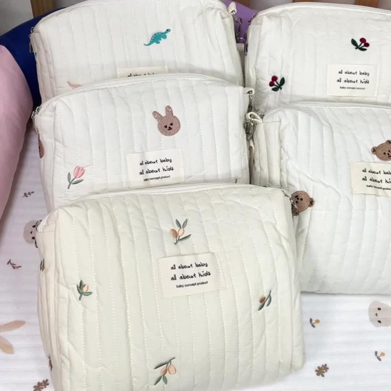 Portable Bear Diaper Storage Bag Easy to Clean Zipper Embroidery Bag