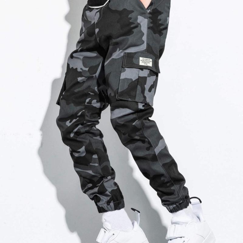 Men Camo Print Cargo Pants with Flap Pocket
