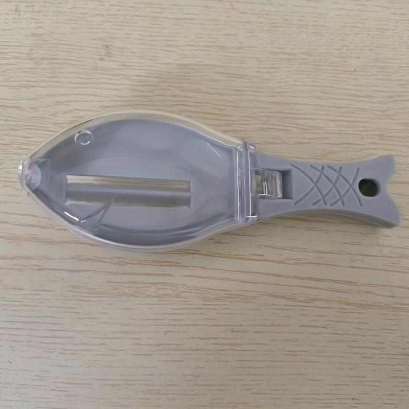 Manual Fish Scale Scraper with Cover for Kitchen - 6.30'' 2.17''