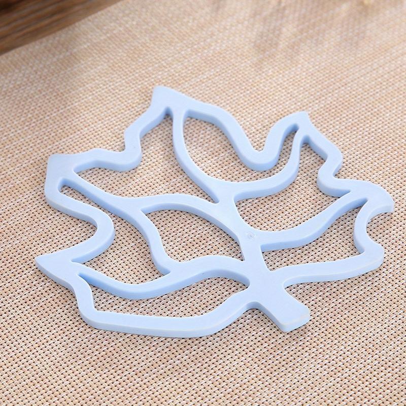 Silicone Mesh Round Table Placemats Maple Leaf Design Heat Insulation Pad