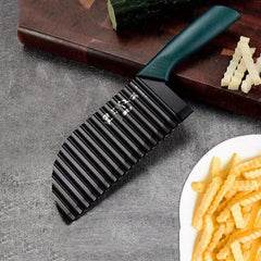 Sharp Crinkle Cutter for Potatoes, Carrots - Kitchen Gadge