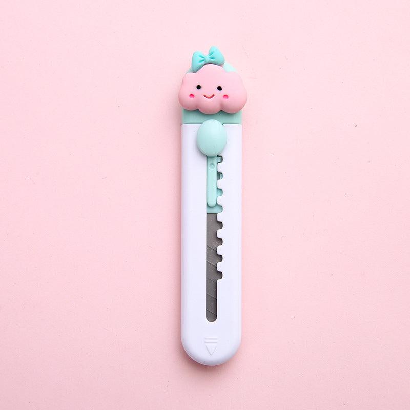 Girl's Heart Shaped Mini Utility Cutter