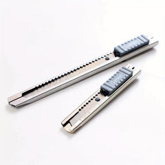 Portable Utility Knife Anti Slip Grip & Snap Off Blade
