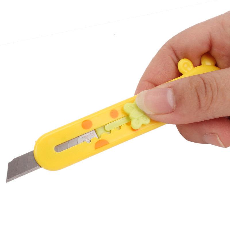 Giraffe Utility Paper Cutting Razor Blade Office Stationery