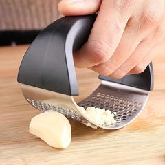 1pc Stainless Steel Garlic Press Manual Garlic Mashing Artifact Kitchen