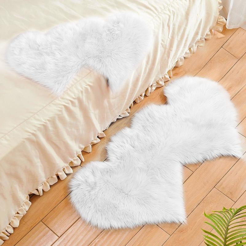 Stylish and Durable Wool Rug for Home Decor
