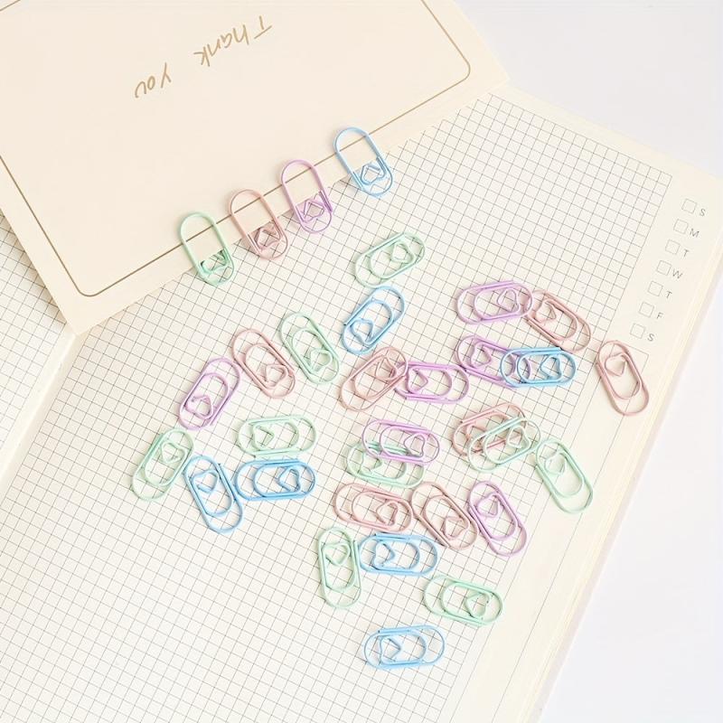144pcs Heart-shaped Paper Clips Bookmarks for Wedding Party Decorations