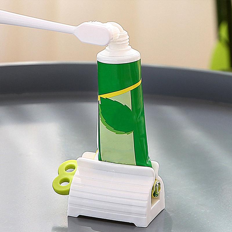Children's Toothpaste Squeezer Rotation Squeezer Artifact