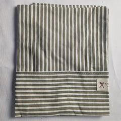 Striped Pattern Apron Adjustable Kitchen Cooking Apron with 2 Pockets