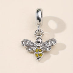 Lovely Silver Grey Bee Pendant DIY Vintage Alloy Insect Pendant