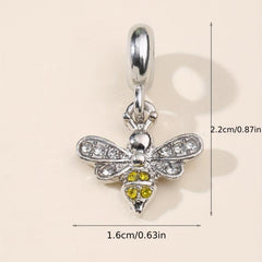 Lovely Silver Grey Bee Pendant DIY Vintage Alloy Insect Pendant