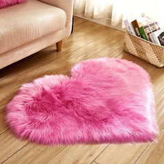 Heart Shaped Faux Sheepskin Fur Area Rug, Soft Fluffy Shag Rug for Girls Bedroom