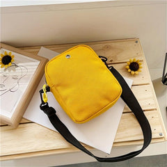 Daisy Embroidery Crossbody Bag Mini Phone Purse