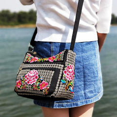 Vintage Flower Embroidered Hobo Shoulder Bag Women's Bag for Travel