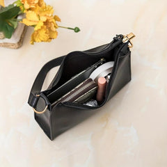 Casual Zipper Shoulder Bag Solid PU Leather Underarm Bag