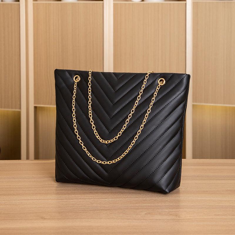 Chain Tote Bag Women's Large Capacity Shoulder Bag Solid Handbag