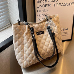 Women's Quilted Shoulder Bag Large Capacity Tote Bag for Commuting
