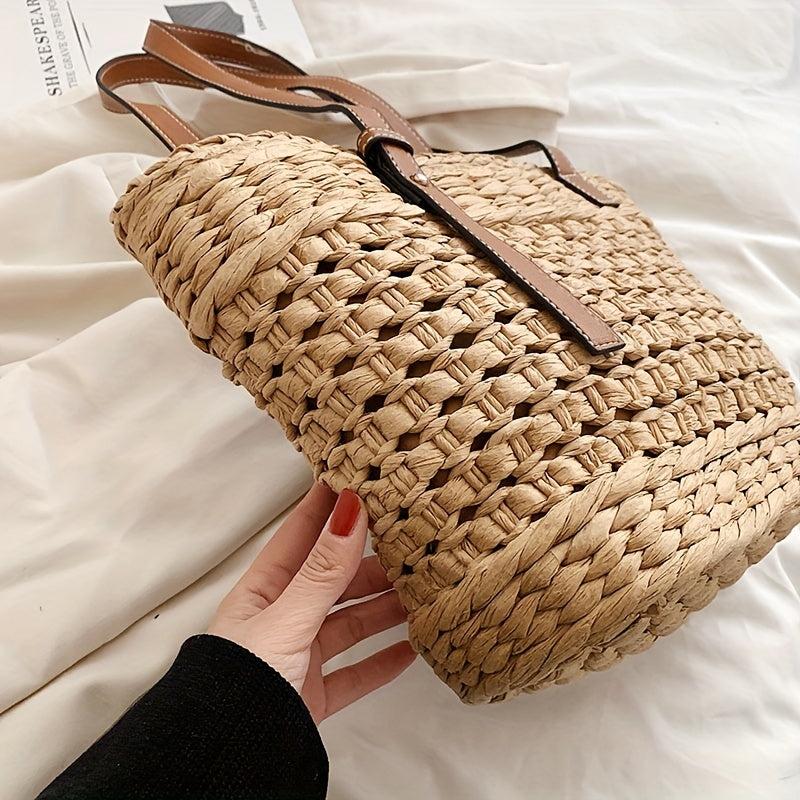 Women's Stylish Woven Shoulder Bag for Travel and Beach