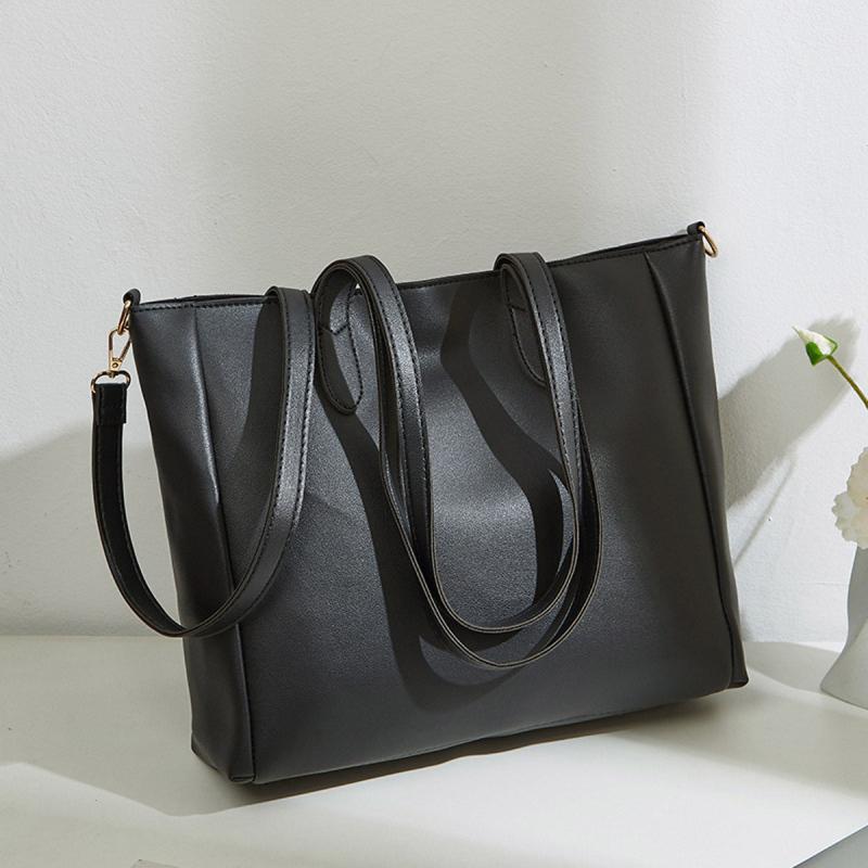 Large Capacity Shoulder Bag Faux Leather Handbag