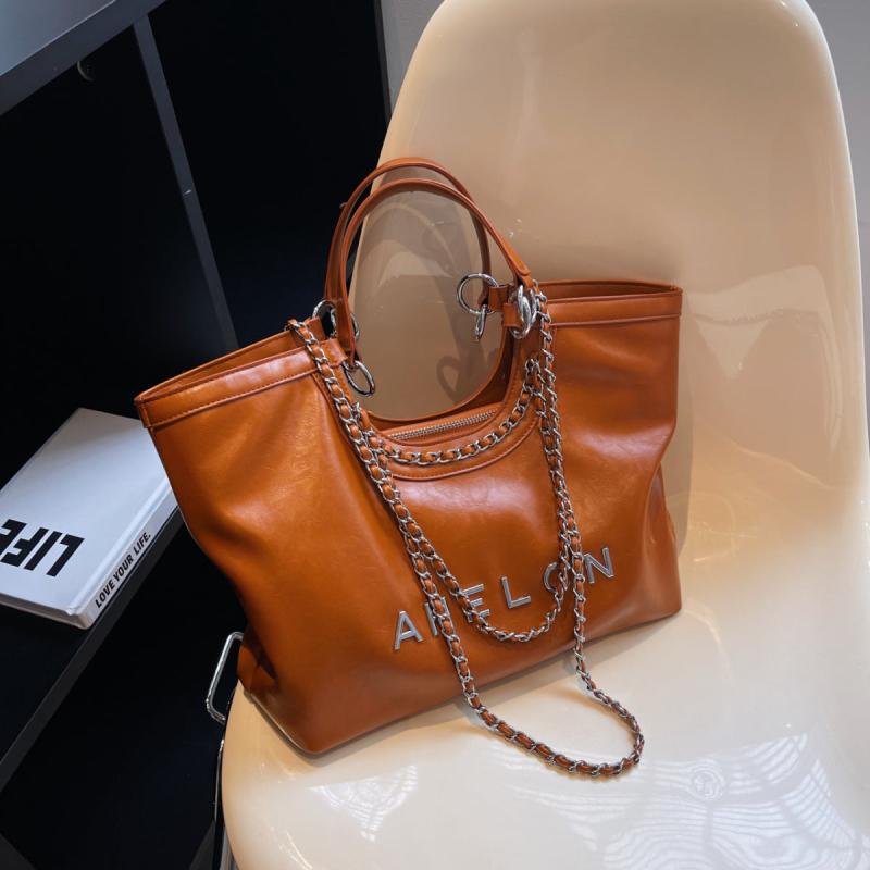 Large Capacity Faux Leather Tote Shoulder Bag with Zipper and Chain
