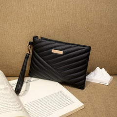 Quilted Wrist Bag PU Leather Clutch Purse Solid Handbag