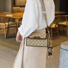 Bear Pattern Crossbody Bag Women's Small Flap Purse