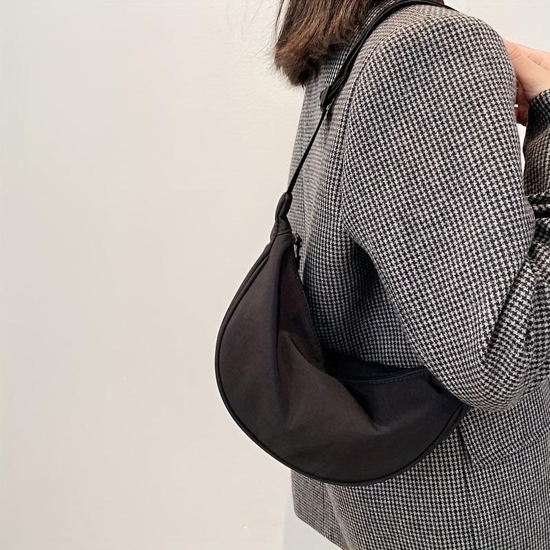 Casual Nylon Crossbody Bag Lightweight Small Chest Bag for Shopping Work Travel