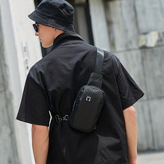 Men's Mini Chest Bag Summer Messenger Bag Casual Crossbody Bag