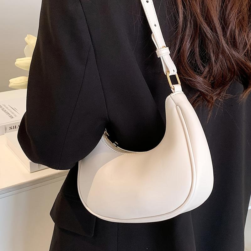 Fashionable Shoulder Bag Zipper Faux Leather Purse