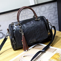 Tassel Decor Shoulder Bag Crossbody Bag Zipper Large Capacity