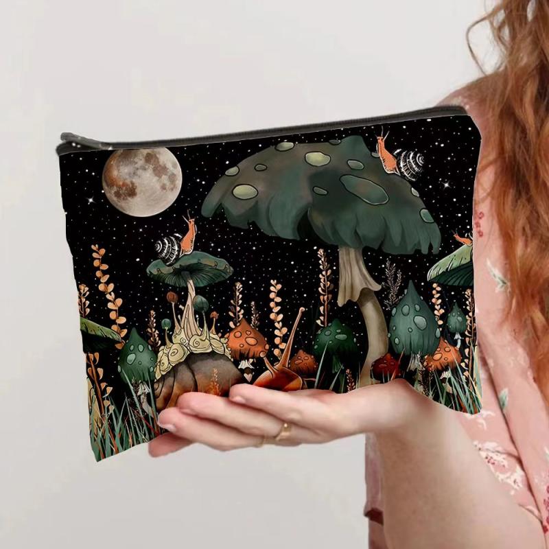 Mushroom Pattern Cosmetic Bag Zipper Makeup Storage Pouch