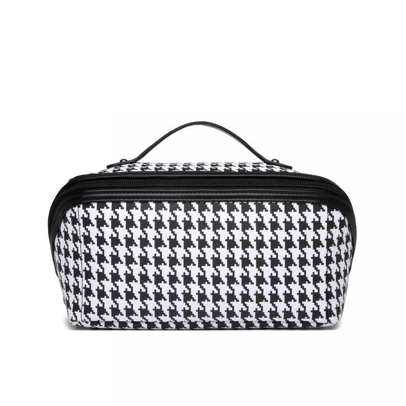 Portable Makeup Bag Large Capacity Travel Wash Bag