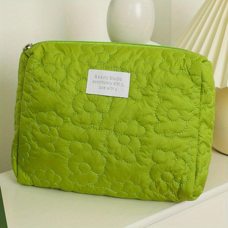 Flower Quilted Cosmetic Bag Lightweight Cosmetic Pouch