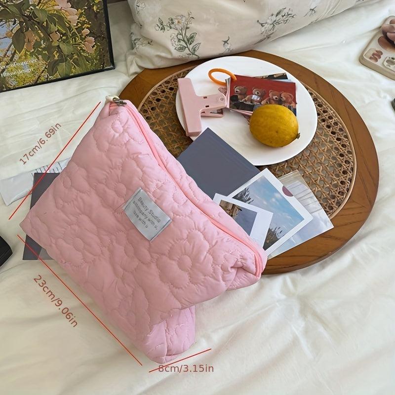 Flower Quilted Cosmetic Bag Lightweight Cosmetic Pouch