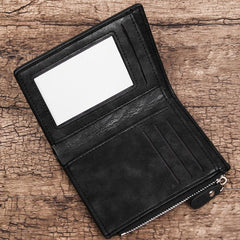 Men's Medium Quilted Wallet with Card Slots