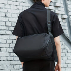 Casual Nylon Crossbody Bag Large Capacity Fitness Messenger Bag