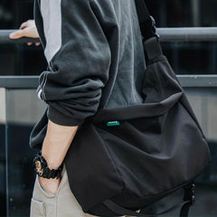 Large Capacity Shoulder Bag Male Student Chest Bag Casual Messenger Bag