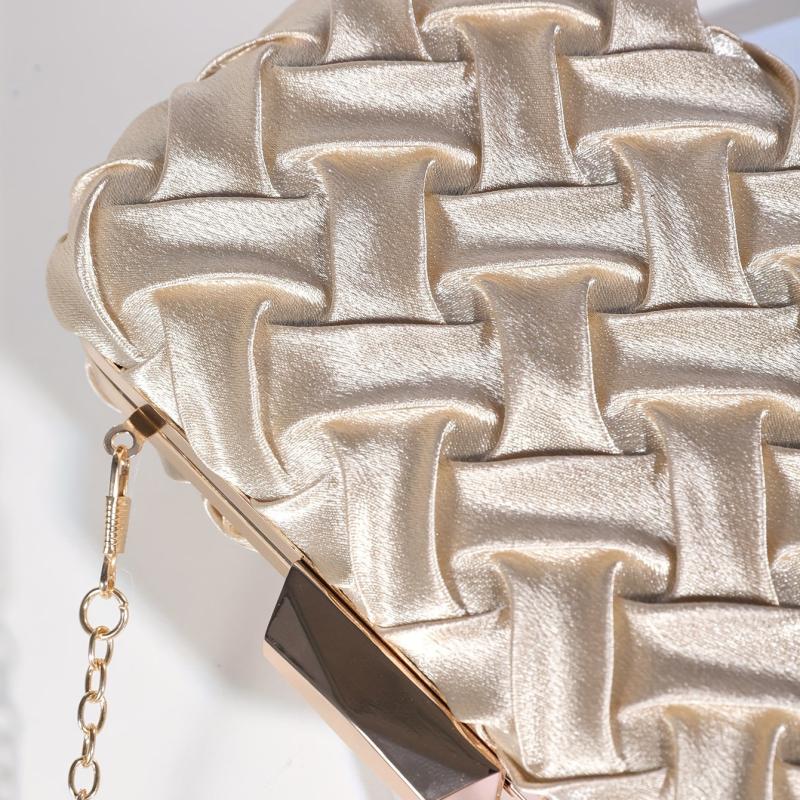 Pleated Woven Pattern Glossy Kiss Lock Metal Chain Clutch