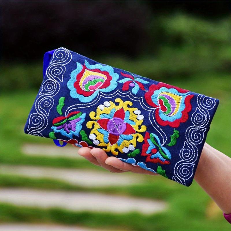 Flower Embroidered Wallet Ethnic Style Fabric Coin Bag